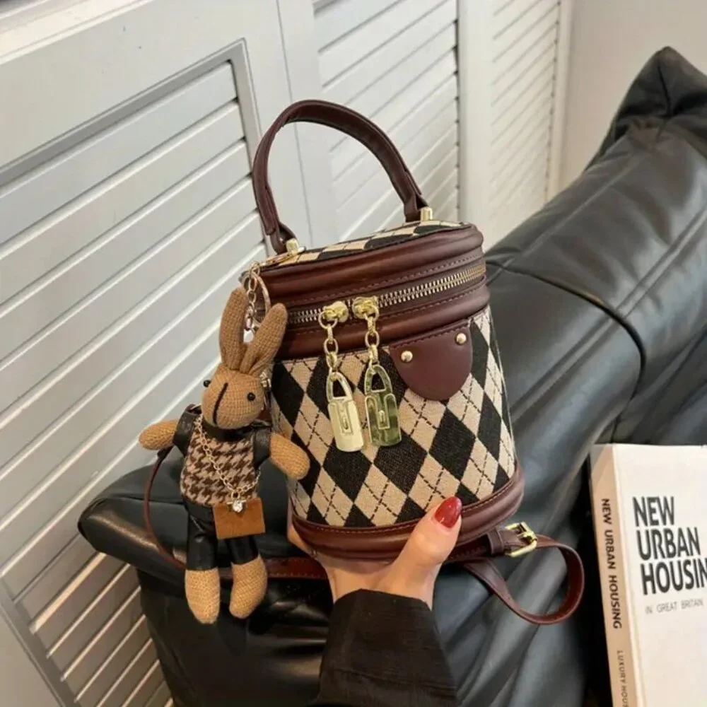 Argyle checkered bucket crossbody bag with brown trim and bunny charm ๐ - Picture 7 of 12